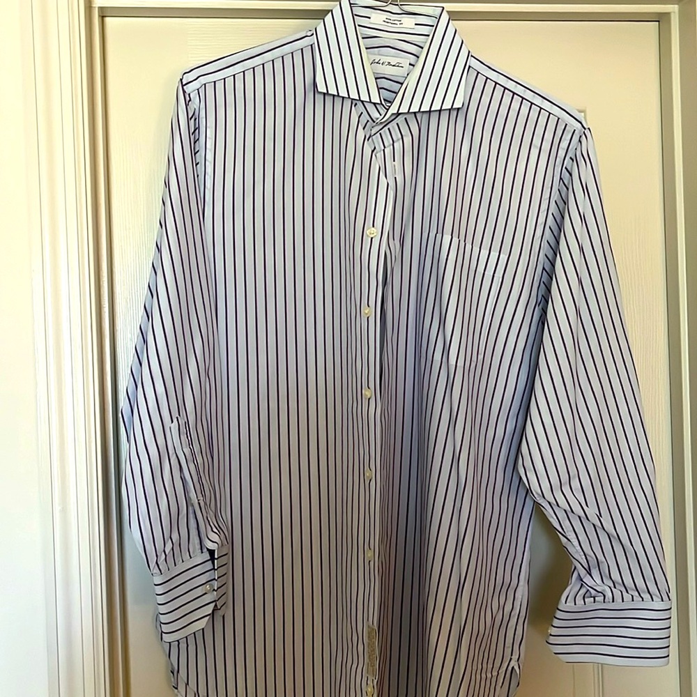Beautiful button down!